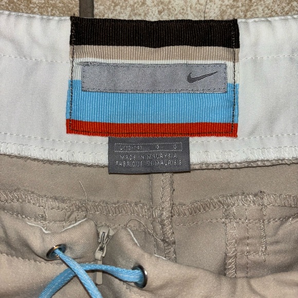 Nike khaki sweatpants with blue and white stripes - Picture 5 of 6